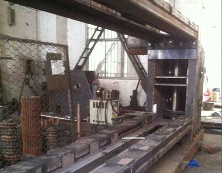 Double-welding-cross-beam.jpg